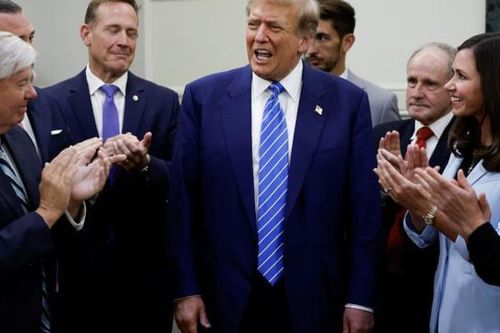 Ông Trump tính xóa thuế thu nhập, thay bằng thuế quan áp lên hàng nhập khẩu