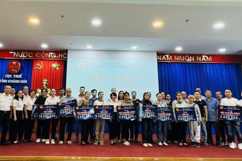 Cục Thuế tỉnh Khánh Hòa: Trao thưởng hóa đơn may mắn quý I năm 2024 cho 29 cá nhân, hộ kinh doanh