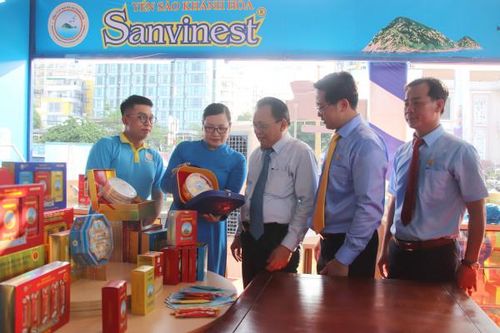 Đặc sắc Lễ hội Ẩm thực Yến sào Khánh Hòa