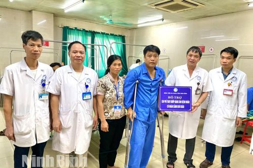 Bệnh nhân nghèo ở Thạch Bình được hỗ trợ phẫu thuật miễn phí
