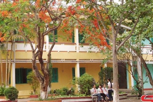Khung trời tháng sáu