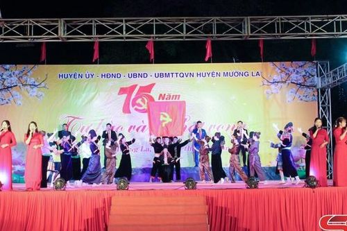 Chương trình nghệ thuật Mường La '75 năm tự hào và khát vọng'