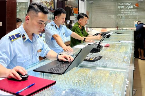Thanh Hóa: Xử phạt hơn 377,5 triệu đồng đối với 3 cơ sở kinh doanh vàng, trang sức mỹ nghệ