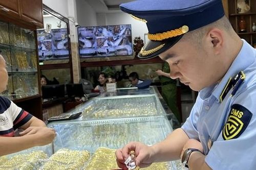 Giả mạo nhãn hiệu, 3 chủ tiệm vàng bị phạt gần 400 triệu đồng