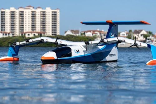 Độc đáo tàu lượn biển lai máy bay tầm hoạt động 290 km