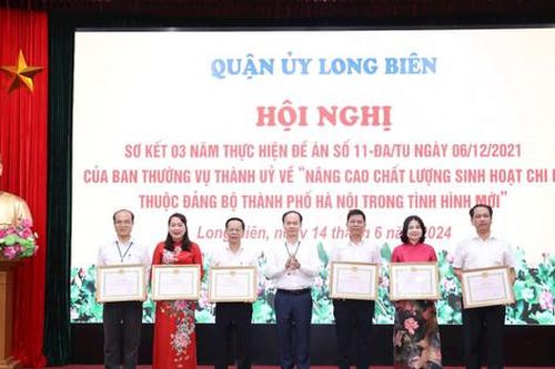 Long Biên: Đổi mới việc sinh hoạt chi bộ phù hợp với từng loại hình tổ chức Đảng