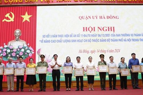 Hà Đông: Khen thưởng 30 tập thể và cá nhân thực hiện Đề án số 11-ĐA/TU