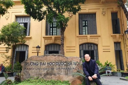 TTƯT.TS.DSCKII Trần Tựu cống hiến suốt đời cho ngành dược