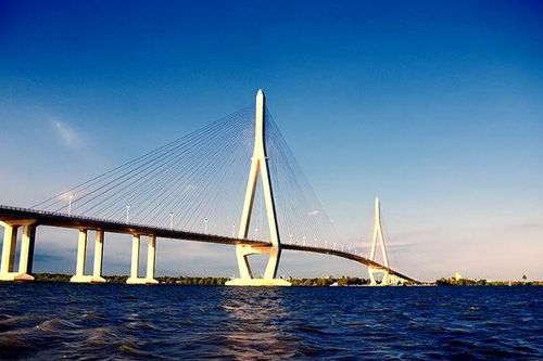 Những cây cầu nổi tiếng nhất Việt Nam thu hút du khách khám phá