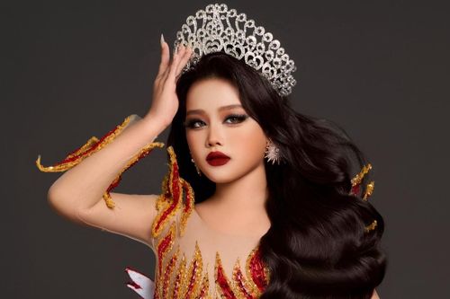 Mẫu 'nhí' 8 tuổi của Việt Nam đăng quang Quán quân cuộc thi 'Future Fashion Face World Kids 2024'