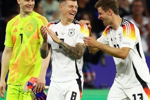 Hàng loạt kỷ lục được thiết lập trong trận Đức thắng Scotland 5-1