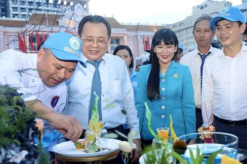 Lễ hội ẩm thực quy tụ món ngon đặc sắc từ Yến sào Khánh Hòa