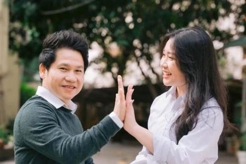 Con gái Trọng Tấn: Đẹp tựa trăng rằm, đạt điểm cao nhất Nhạc viện Hà Nội