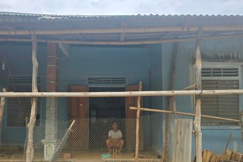 Những phận đời bấp bênh bên dòng Nậm Nơn