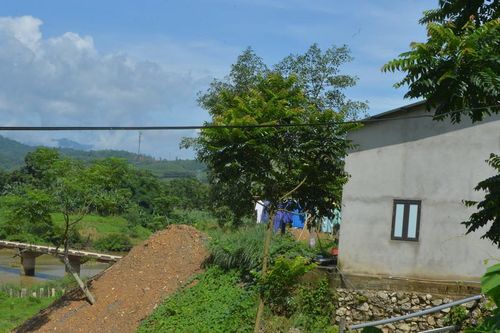 Hàng chục hộ dân Quỳ Châu sống thấp thỏm bên 'miệng hà bá'