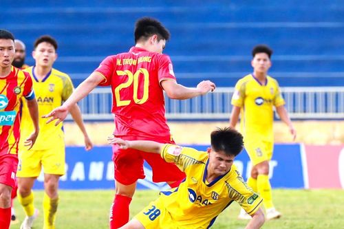 Sông Lam Nghệ An nhận thất bại đầu tiên dưới thời HLV Phạm Anh Tuấn