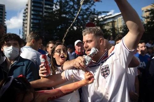 EURO 2024: Cảnh sát Anh và Đức hợp tác chống hooligan trước trận Anh - Serbia