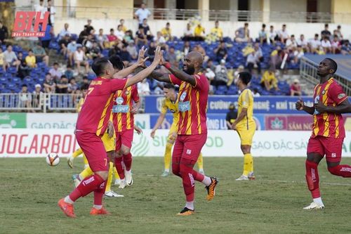 Đông Á Thanh Hóa đánh bại đội chủ nhà Sông Lam Nghệ An ở vòng 23 V.League 1