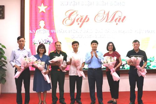 Huyện Điện Biên Đông gặp mặt các cơ quan báo chí nhân kỷ niệm 99 năm Ngày Báo chí cách mạng Việt Nam