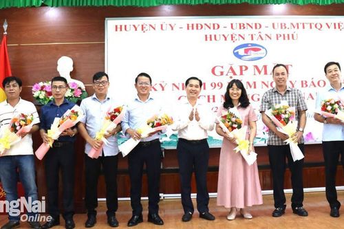 Huyện Tân Phú tổ chức gặp mặt kỷ niệm 99 năm Ngày Báo chí cách mạng Việt Nam