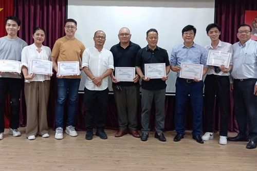 Tập huấn kỹ năng biên tập ảnh báo chí