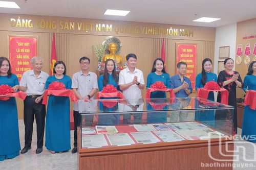 Báo Thái Nguyên khánh thành Phòng truyền thống
