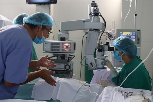 Chia sẻ thách thức, kinh nghiệm trong điều trị bệnh lý võng mạc đái tháo đường