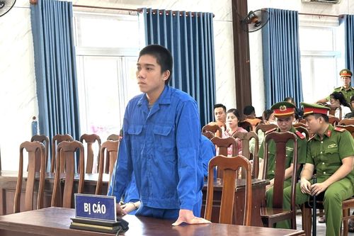 Cướp giật hơn 800 nghìn đồng, thanh niên đầu thú vì thấy hối hận