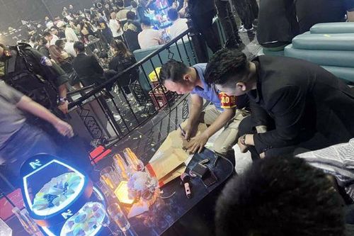 Khi quán bar… nhờn luật