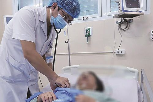 Nắng nóng cao điểm: Đề phòng sốc nhiệt