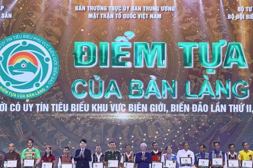 Điểm tựa của bản làng - điểm tựa vững vàng nơi biên cương Tổ quốc