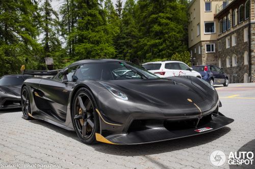 Koenigsegg Jesko Attack Nur Edition cháy rụi tại Hy Lạp