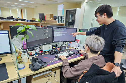 Từ cậu bé nghèo trở thành 'hacker mũ trắng' hàng đầu thế giới
