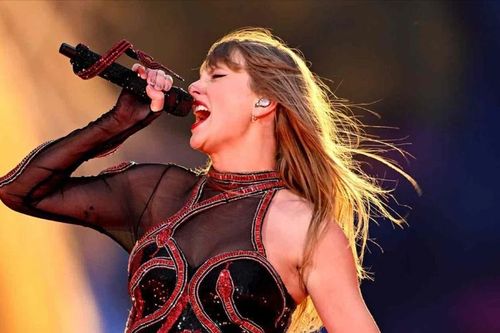Taylor Swift kết thúc Eras Tour vào tháng 12