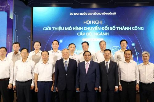 Ngành tòa án cần tiếp tục đẩy mạnh thực hiện chuyển đổi số