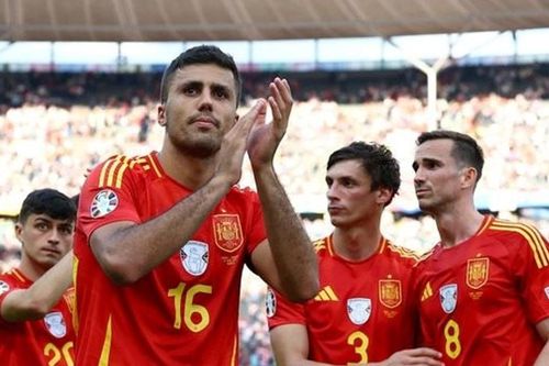 Kết quả EURO 2024 mới nhất: Tây Ban Nha thăng hoa, Italy chật vật ở bảng tử thần; 'ngựa ô' Hungary bị giải mã