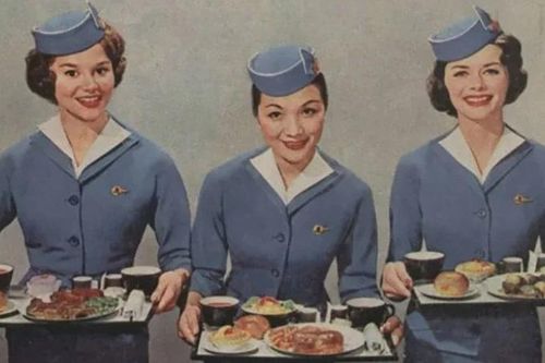 Cựu tiếp viên hé lộ bí mật kỳ lạ về công việc trên bầu trời trong thập kỷ 80