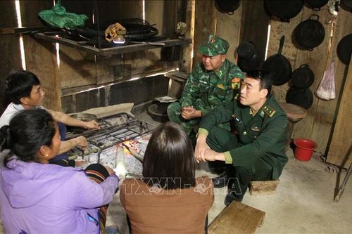 Dấu ấn những Phó Bí thư 'quân hàm xanh' ở vùng biên