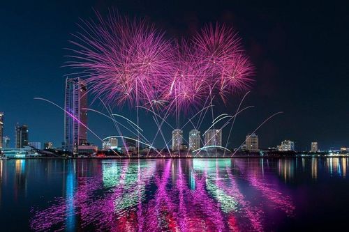 Màn trình diễn pháo hoa ngọt ngào của đội tuyển Mỹ
