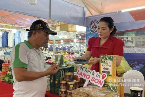 Lạng Sơn có 2 gian hàng giới thiệu sản phẩm tại Hội chợ Công Thương khu vực Bắc Trung Bộ – Quảng Bình 2024