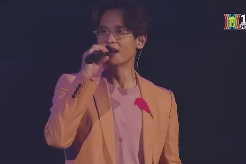 Live concert của Hà Anh Tuấn tại Singapore