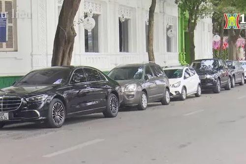 Đề xuất hạn chế ô tô vào phố cổ Hà Nội