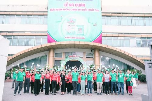 Diana Unicharm trình làng sản phẩm tã quần mới