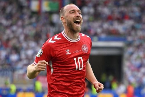 Sao Man Utd tỏa sáng trong màu áo Đan Mạch