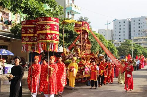 Lễ hội bánh chưng, bánh giầy ở Sầm Sơn (Thanh Hóa)
