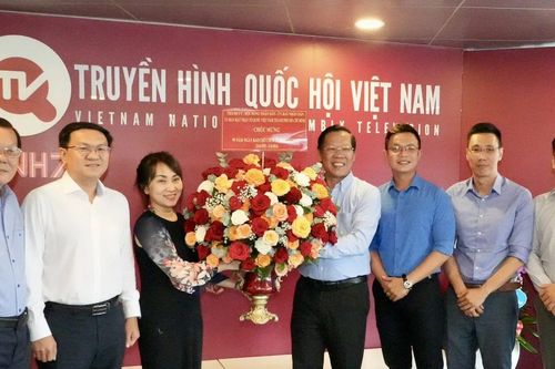 Đồng chí Phan Văn Mãi mong cơ quan báo, đài tiếp tục đóng góp cho sự phát triển của TPHCM