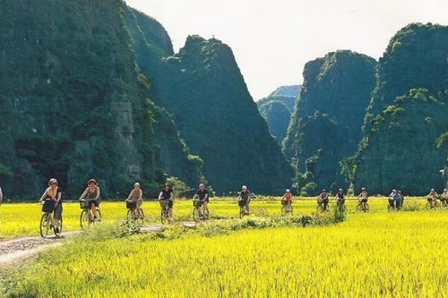 Phát triển sản phẩm du lịch đa dạng, độc đáo nhằm thu hút khách du lịch