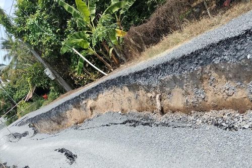 Sụt lún đất nghiêm trọng tại huyện Cái Bè (Tiền Giang)