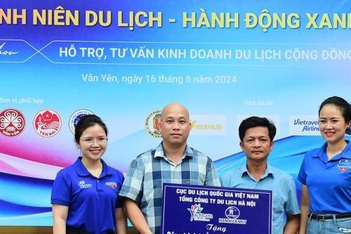 Thanh niên du lịch - hành động xanh ở Yên Bái