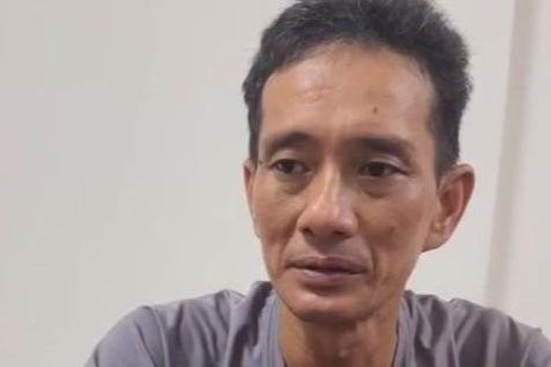 Bị ngăn cản đến với nhau, mang dao sát hại người tình và mẹ